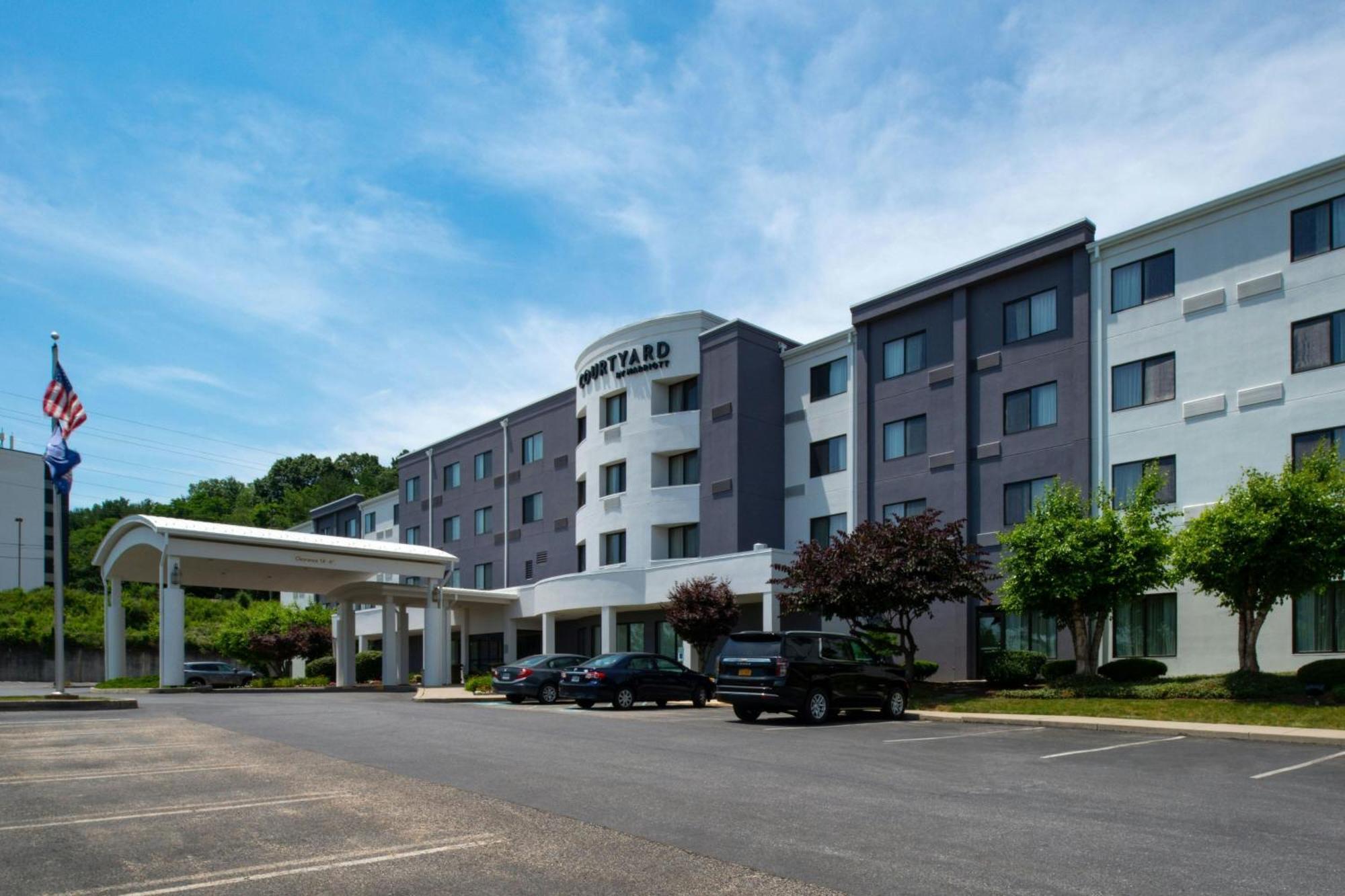 Courtyard By Marriott Hershey