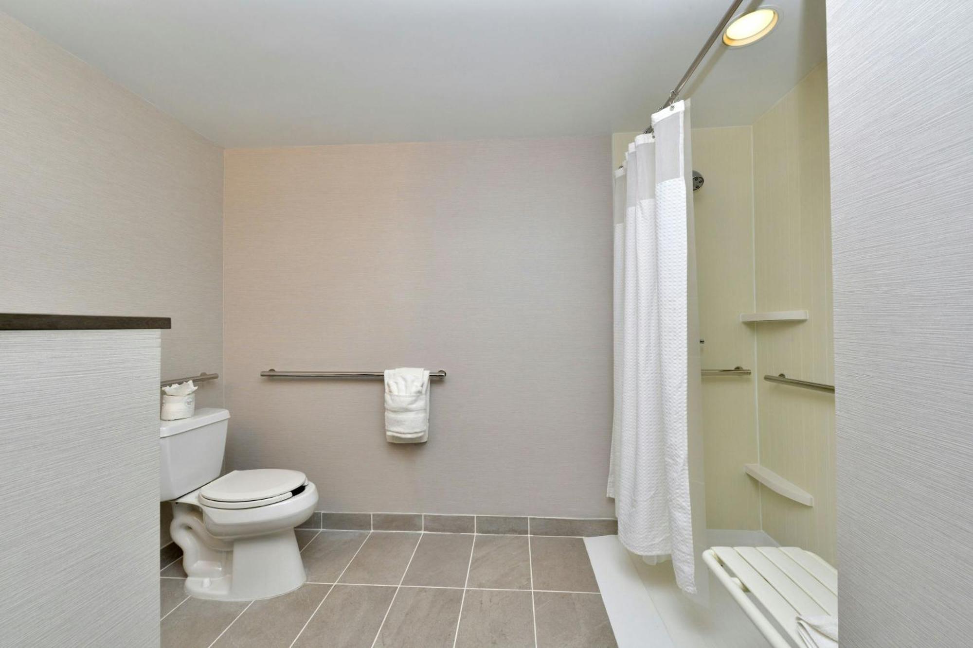 Courtyard By Marriott Hershey 3*